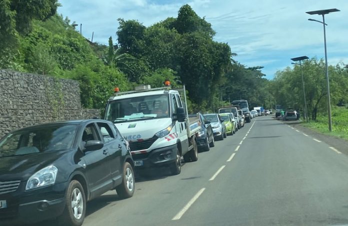 Parkings, Mayotte, embouteillages