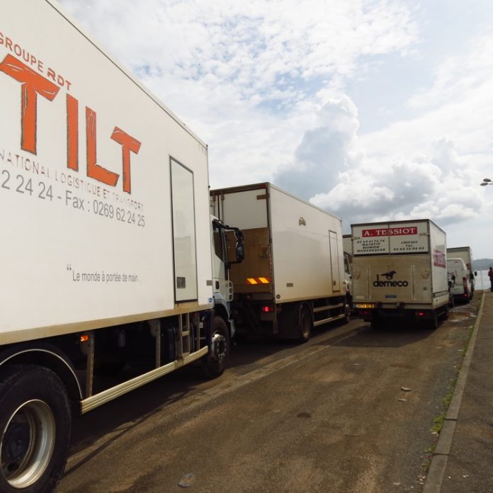 Transitaire, carburant, Mayotte