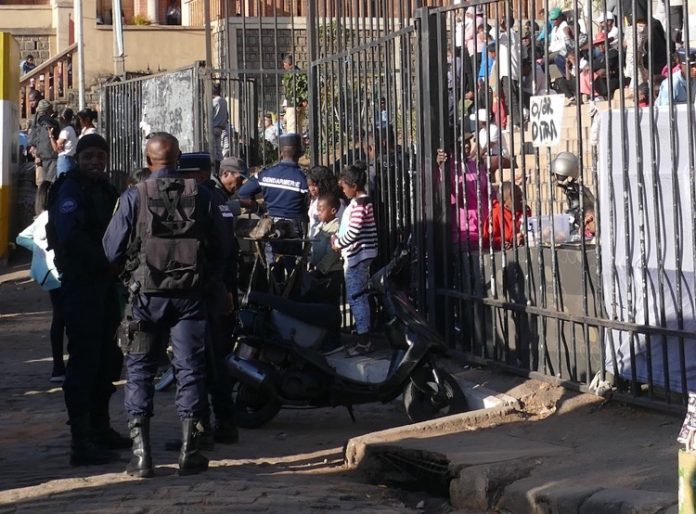 Madagascar, albinos, gendarmerie