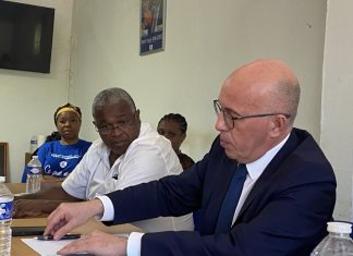 Eric Ciotti demande l’instauration de l’état d’urgence sécuritaire à Mayotte Eric Ciotti, Mansour Kamardine, Mayotte, Emmanuel Macron,