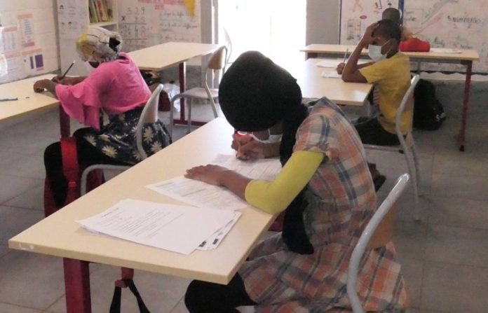 écoles, Mayotte, covid