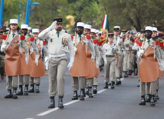 Défilé du 14 juillet : le préfet dit sa « fierté » et rencontre des habitants