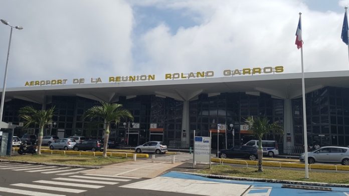 Mayotte, La Réunion,