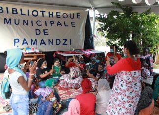 A Pamandzi, la fête du livre au secours de la culture orale