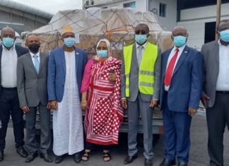 Comores : l’Etat mobilise 2 millions d’euros pour l’achat de 200.000 doses du vaccin chinois Sinopharm Comores, Sinopharm, Chine
