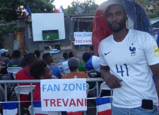Coupe du monde : la fanzone de Trévani a accompagné la courte défaite des bleus Coupe du monde, Mayotte