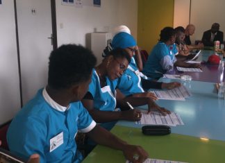 Treize nouveaux assistants de vie aux familles : un oasis d'espoir