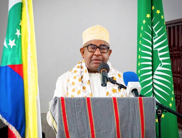 Azali Assoumani, Comores, Sambi