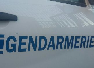 Trois voleurs présumés de voiture mis en examen et écroués après une arrestation musclée