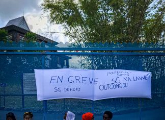 Clap de fin pour les grévistes de la Préfecture